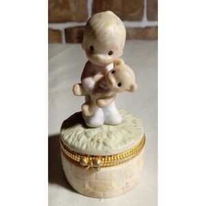 Precious Moments 1998 Jesus Loves Me Trinket Box #488399